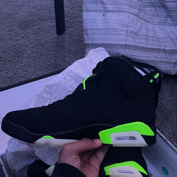 Black and Neon Green Men's Sneakers - Picture 2 of 12